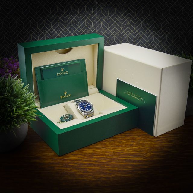 Rolex Oyster Perpetual 124200 Image 5